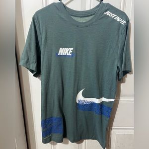 Nike Dri-Fit Tee Shirt
